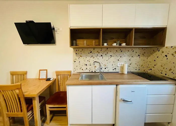 Sela Rent- City Rooms And Studio Apartments