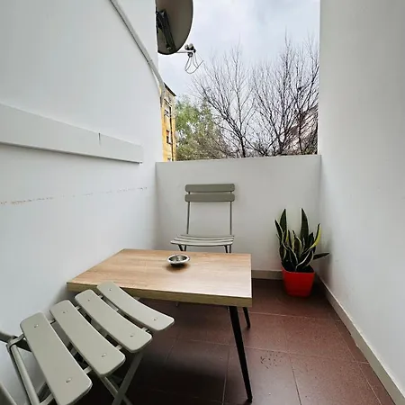 Sela Rent- City Rooms And Studio Apartments Tirana Exterior photo